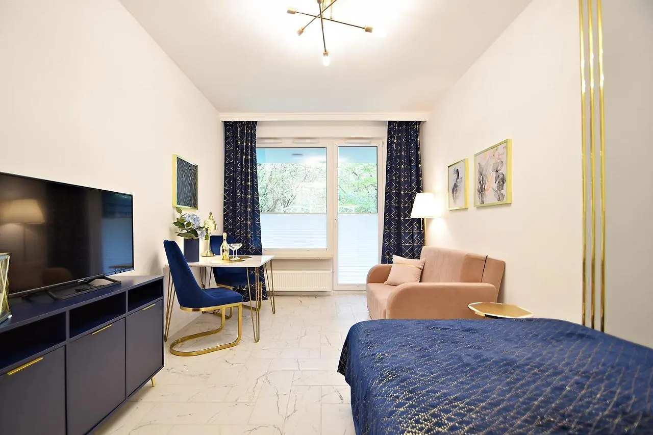 Krzemieniecka 8 Metro Slodowiec By Perfect Apart Warsaw Apartment